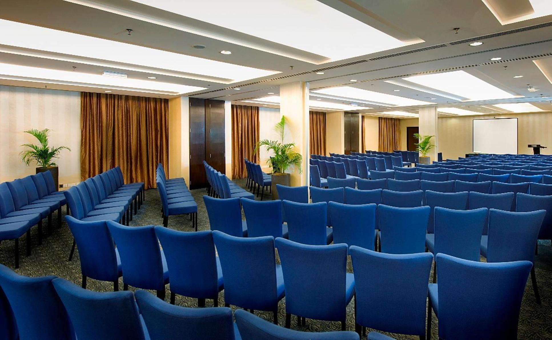 Hotel Furama Bukit Bintang, Kuala Lumpur Servizi foto
